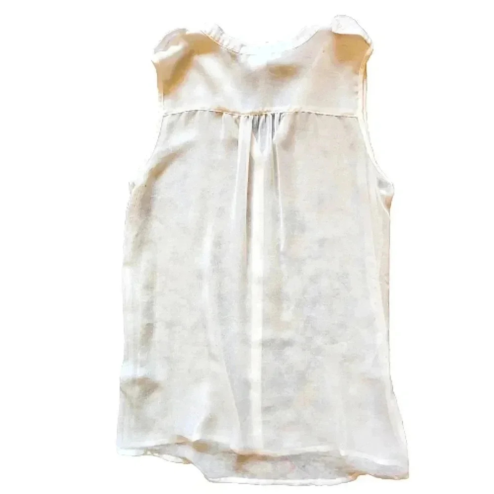 Design History sleeveless white blouse with gold dot embellishments Size Small - Picture 2 of 4